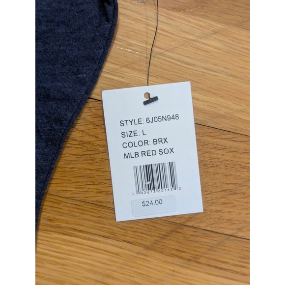 Boston Red Sox NWT Women's Short Sleeve V-neck Tee Large - Picture 5 of 11